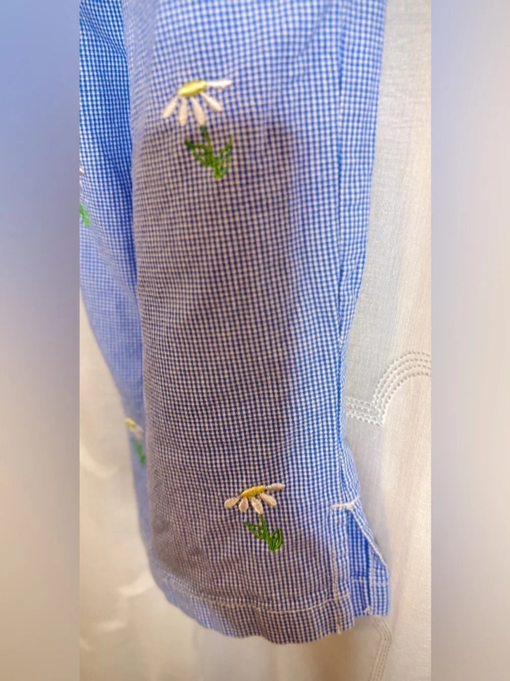 Quacker Factory Blue Gingham Daisy Embroidered Pants | Cottagecore Crop | M